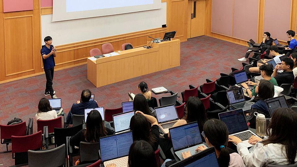 As machines learn, humans must think: How NUS Philosophy is nurturing critical thinking through courses that bridge disciplines